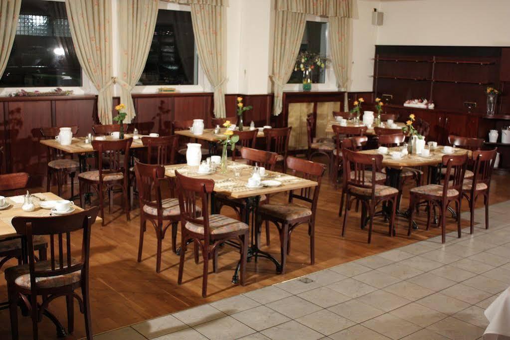 Klima Hotel Europarc Kerpen  Ngoại thất bức ảnh