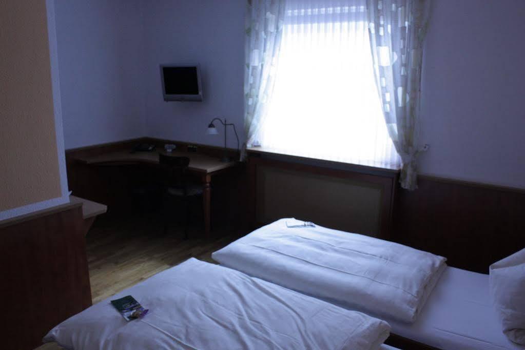 Klima Hotel Europarc Kerpen  Ngoại thất bức ảnh
